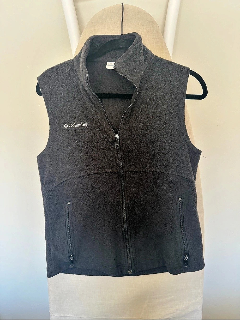 Columbia Fleece Vest in Black Size Small